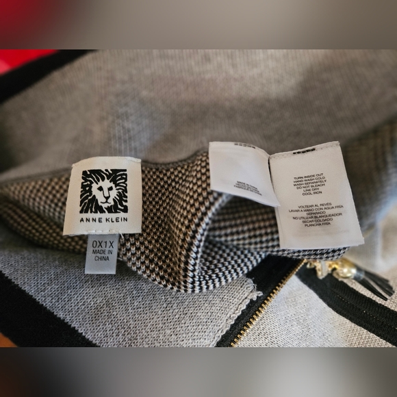 Anne Klein Boho Zip Up Thick Poncho Size 0X 1X - Picture 6 of 6